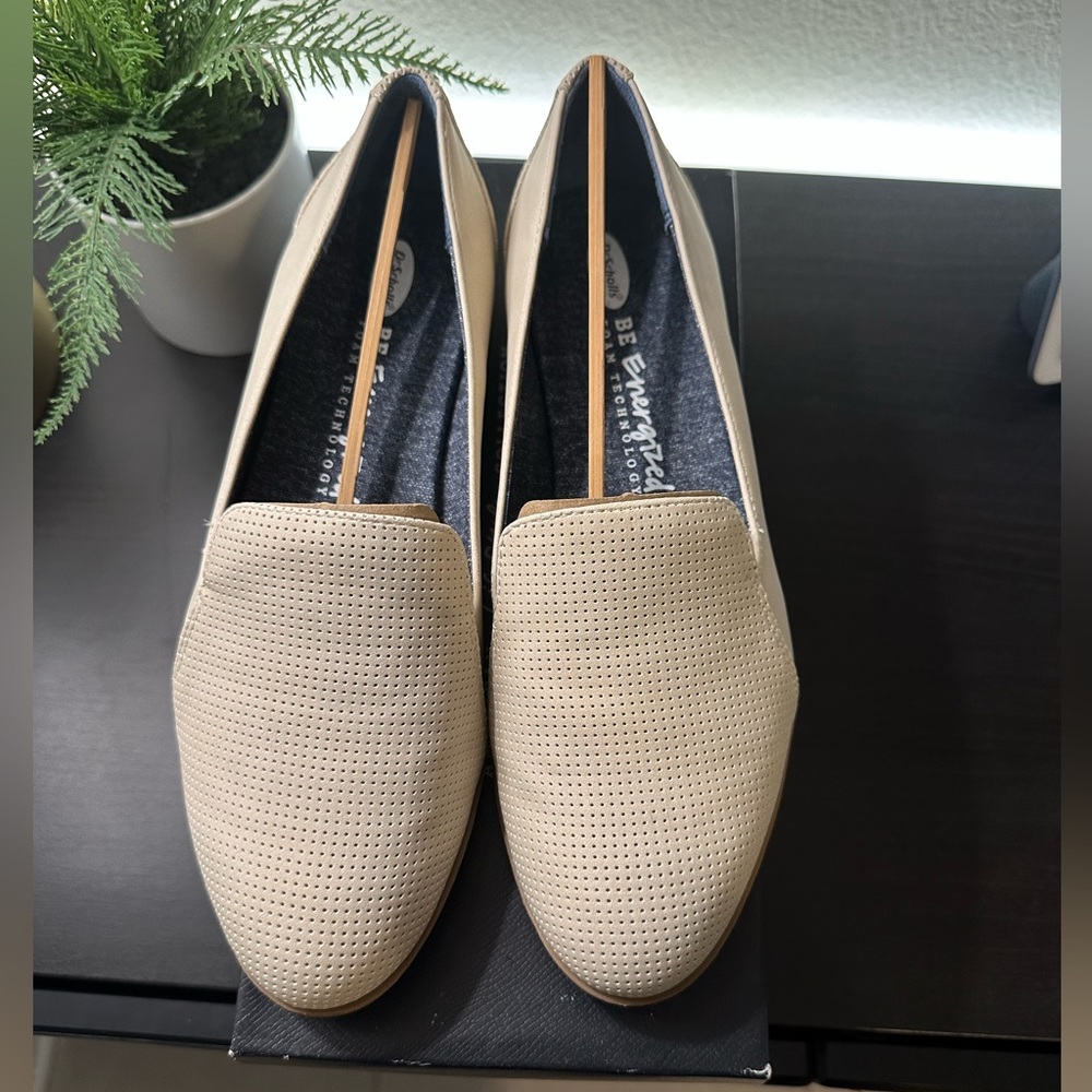 Dr Scholl’s shoes. Never been worn.dawned oyster.